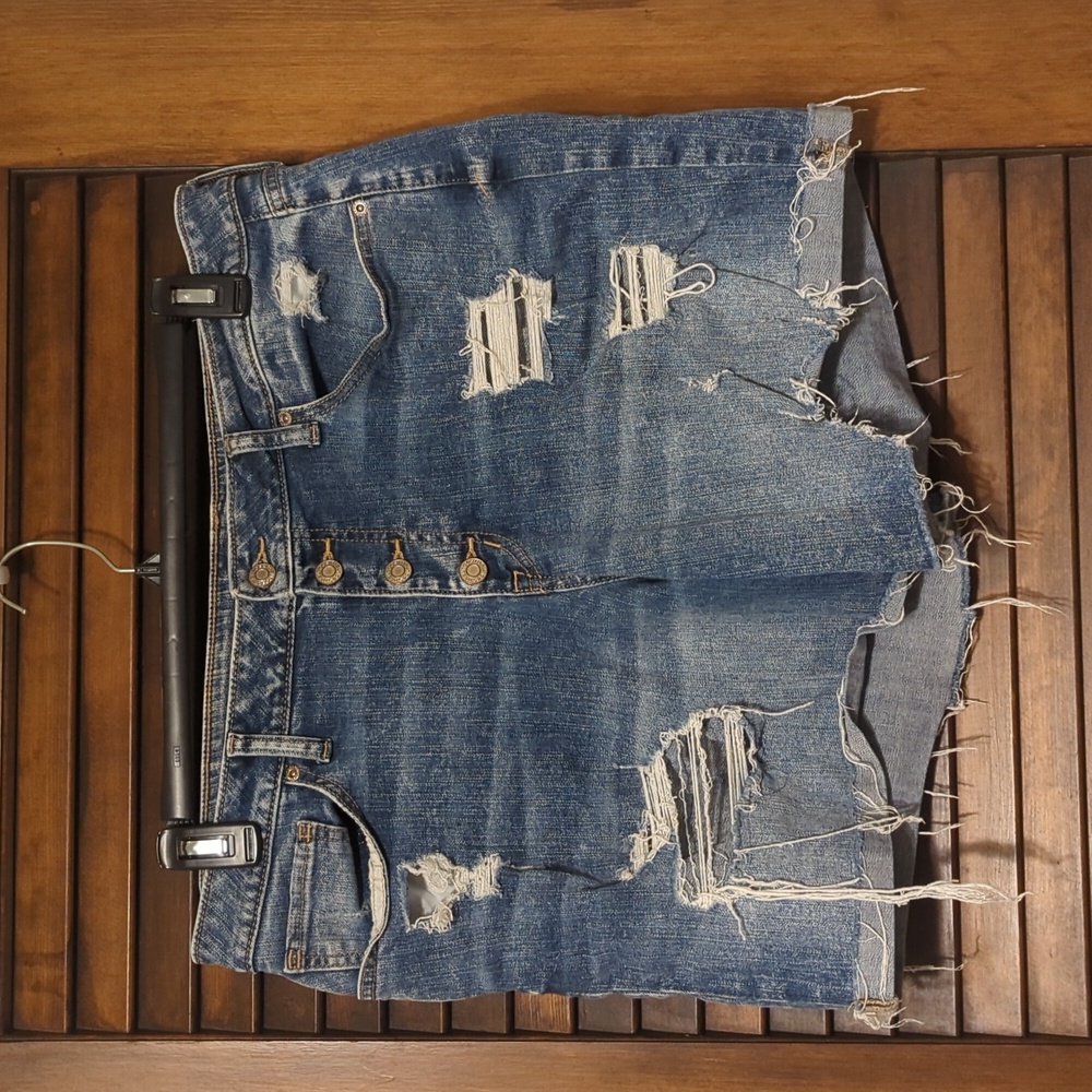 Maurices mid-rise ripped shorts inside 16